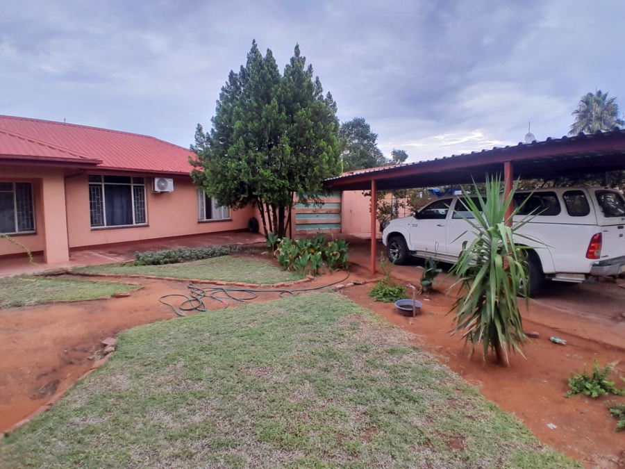 4 Bedroom Property for Sale in Kathu Northern Cape
